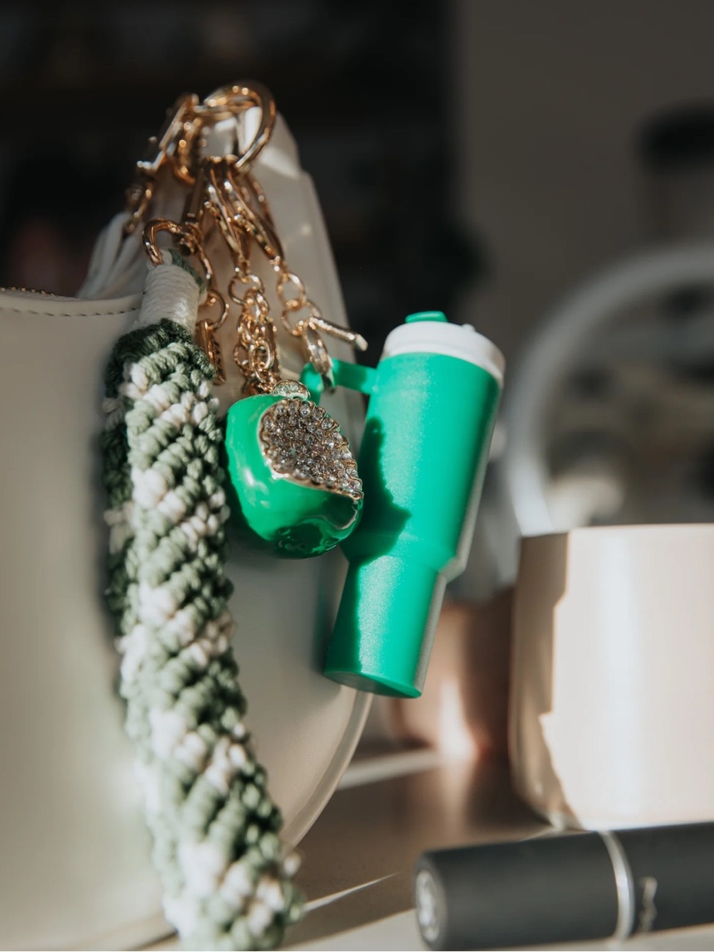 Stanley Bag Charm Keychain Green Unisex Opens & Closes NEW - Picture 4 of 11